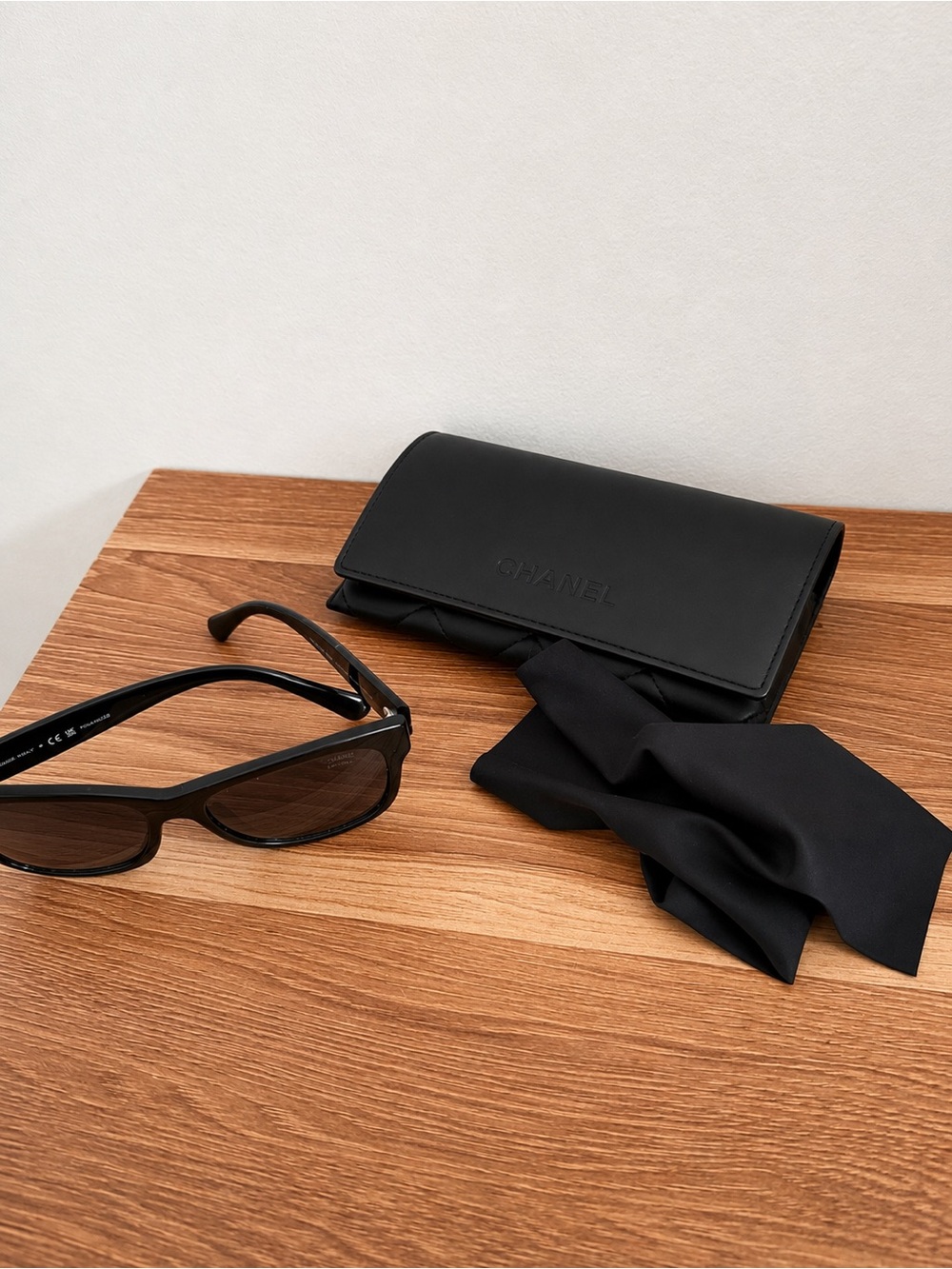 CHANEL Black Sunglasses with Case